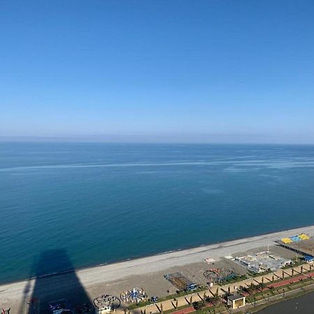 Apart-Hotel Orbi City Batumi Exterior foto